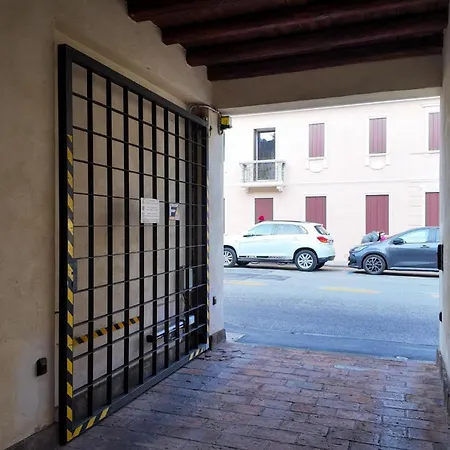 Welc-om Near Sant'antonio *